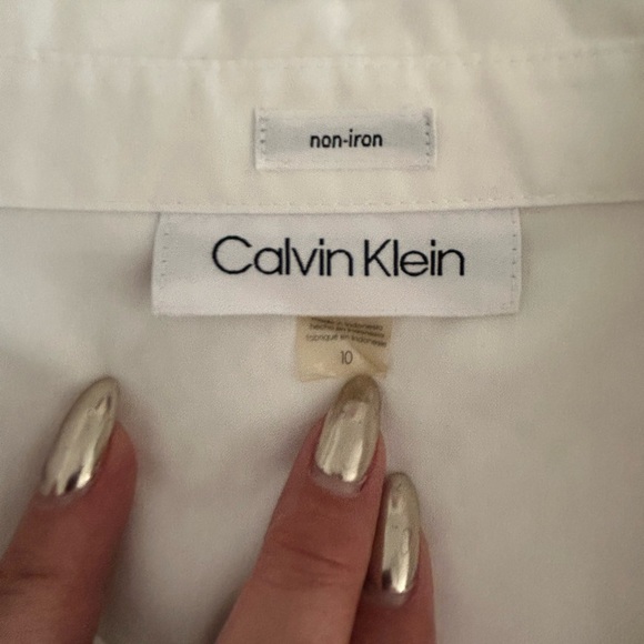 Calvin Klein Crisp White Button-Down Shirt - Picture 2 of 16